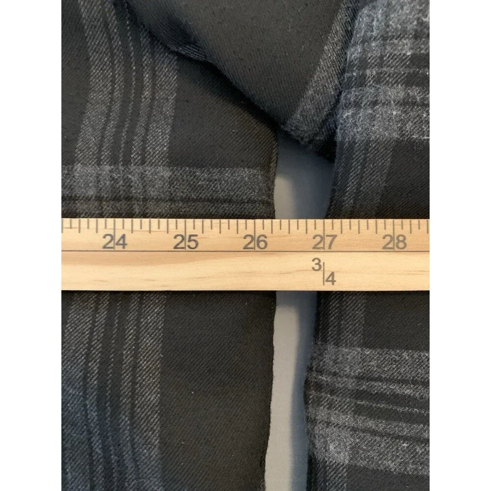 Hillbilly Flannel Co Explorer Hooded Jacket Men's 2X Gray on Black Plaid Quilted